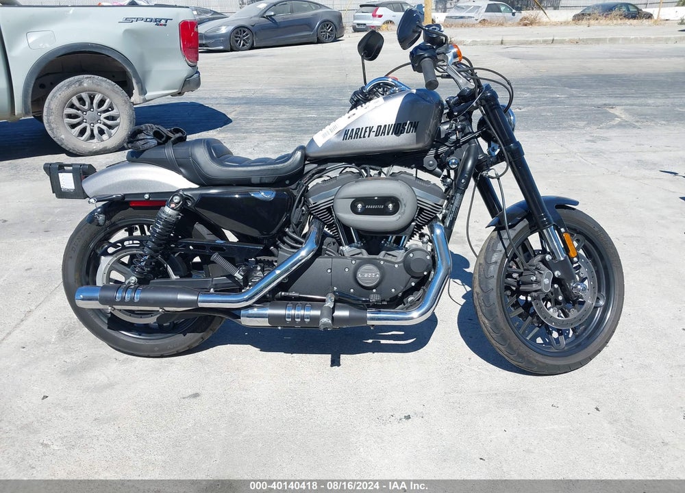 2016 HARLEY-DAVIDSON XL1200 CX VIN: 1HD1LM364GC442631