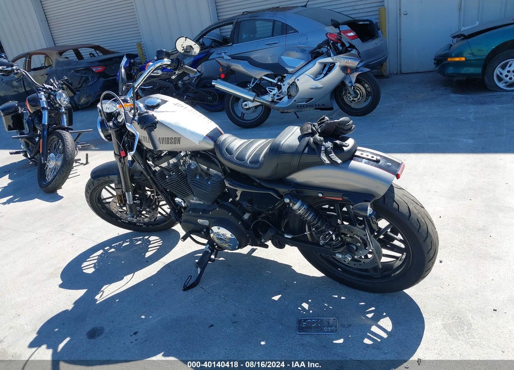 2016 HARLEY-DAVIDSON XL1200 CX VIN: 1HD1LM364GC442631
