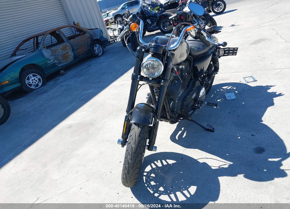 2016 HARLEY-DAVIDSON XL1200 CX VIN: 1HD1LM364GC442631