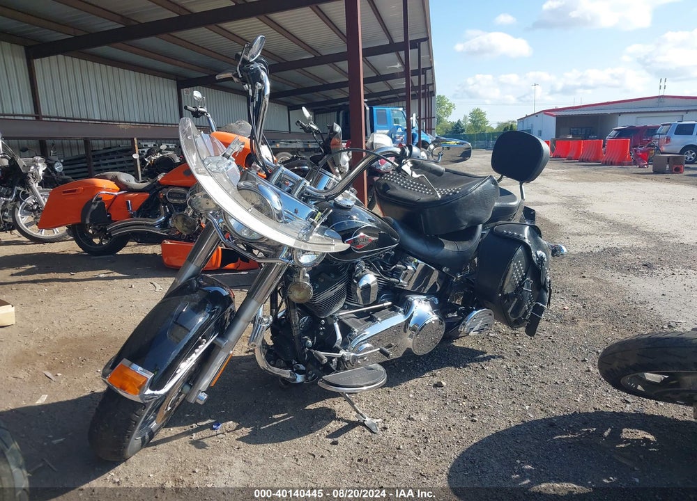 2010 HARLEY-DAVIDSON FLSTC VIN: 1HD1BW515AB035530