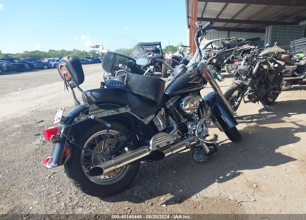 2010 HARLEY-DAVIDSON FLSTC VIN: 1HD1BW515AB035530