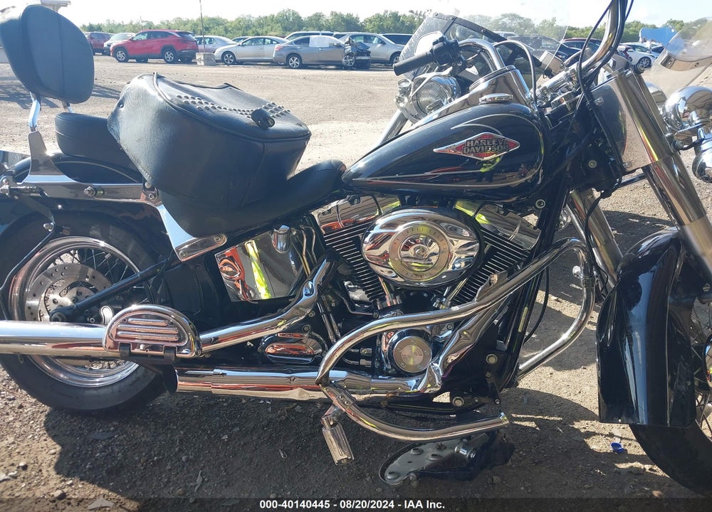 2010 HARLEY-DAVIDSON FLSTC VIN: 1HD1BW515AB035530