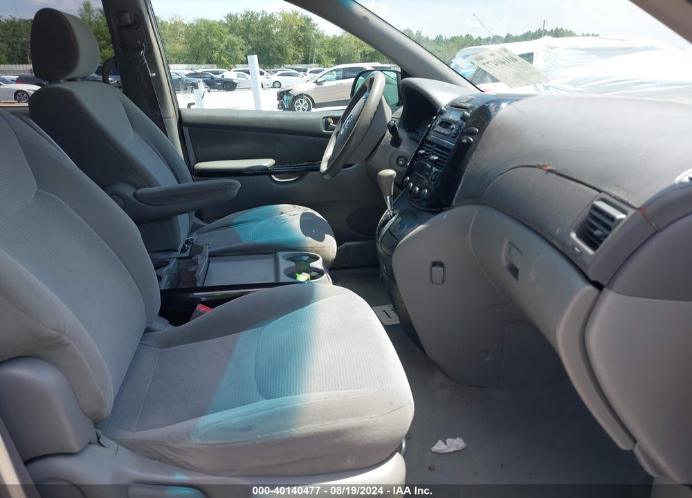 2004 TOYOTA SIENNA LE VIN: 5TDZA23C54S122104