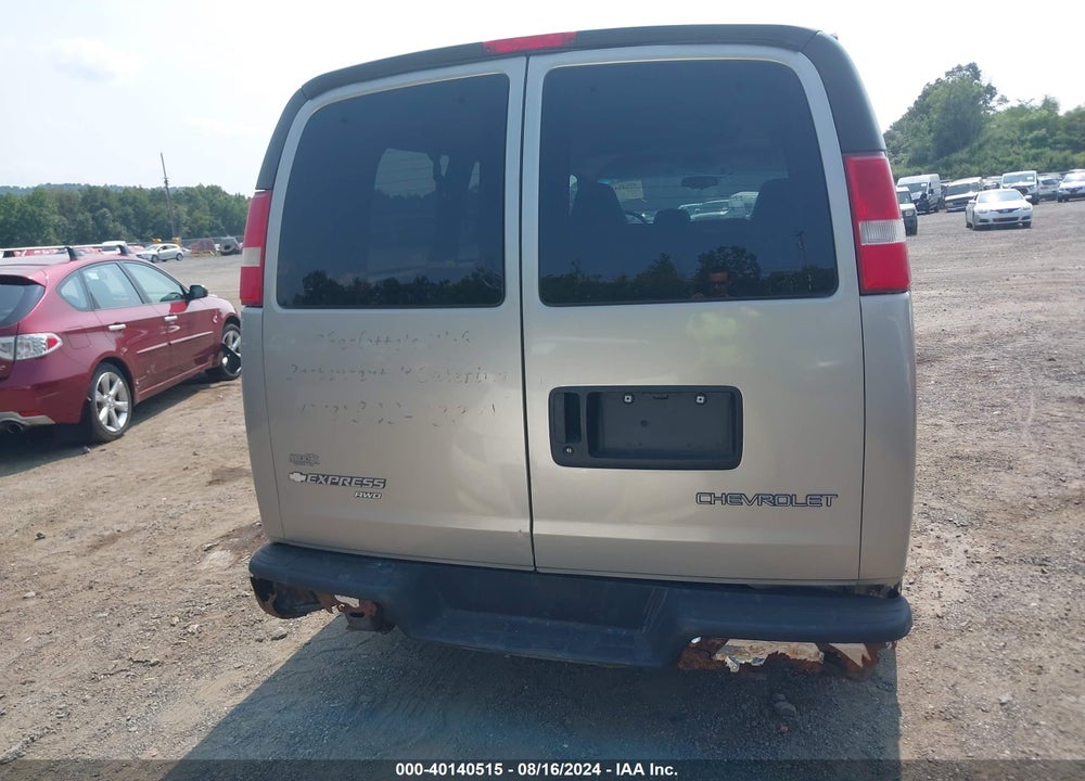 2003 CHEVROLET EXPRESS VIN: 1GNFH15T831146521