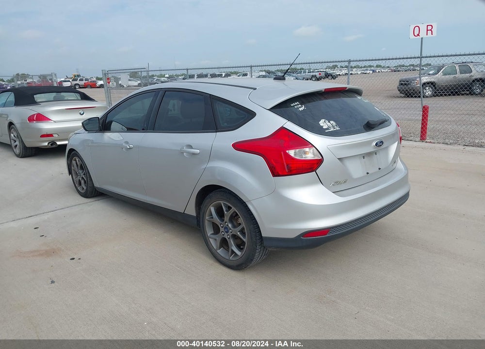 2014 FORD FOCUS SE VIN: 1FADP3K2XEL413021