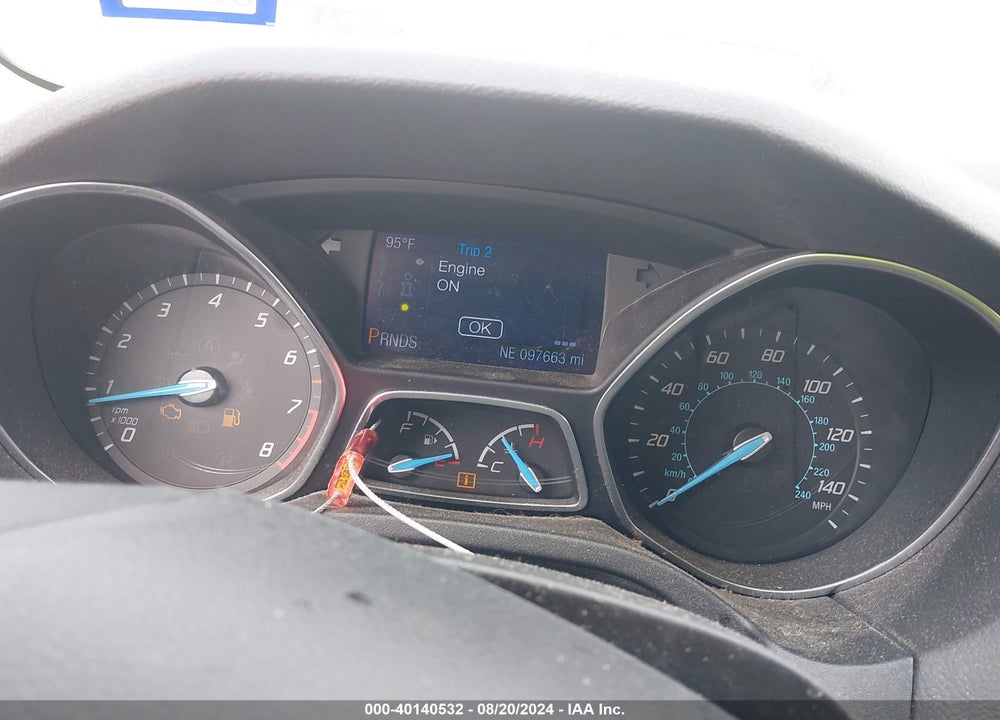 2014 FORD FOCUS SE VIN: 1FADP3K2XEL413021