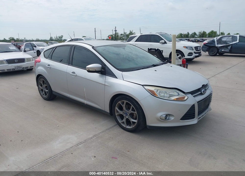 2014 FORD FOCUS SE VIN: 1FADP3K2XEL413021