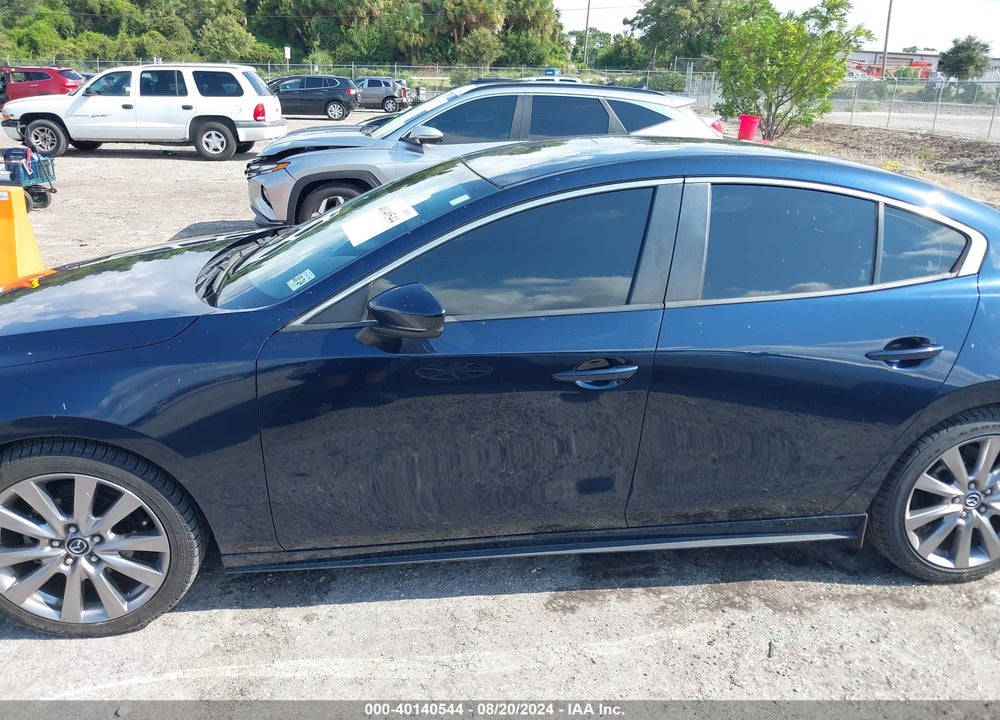 2019 MAZDA 3 SELECT PACKAGE VIN: JM1BPACL6K1106532
