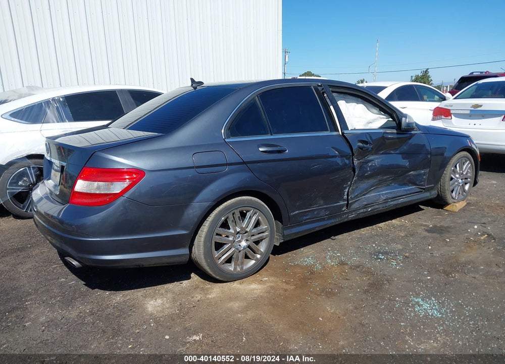 2009 MERCEDES-BENZ C 300 LUXURY/SPORT VIN: WDDGF54X59R060257