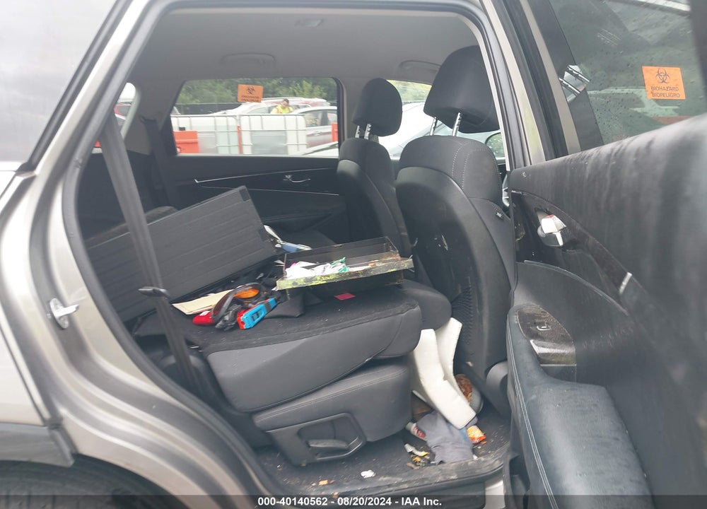 2017 KIA SORENTO 2.4L L VIN: 5XYPG4A38HG331439
