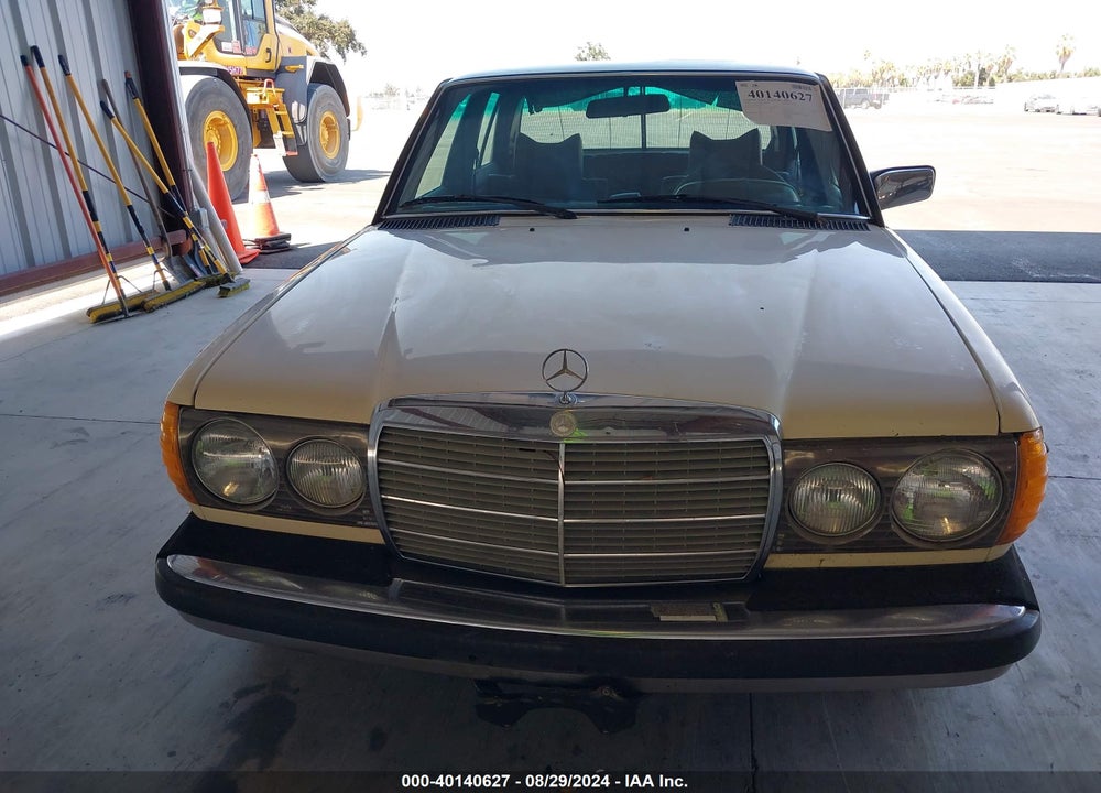 1978 MERCEDES UNKNOWN VIN: 12312310058372