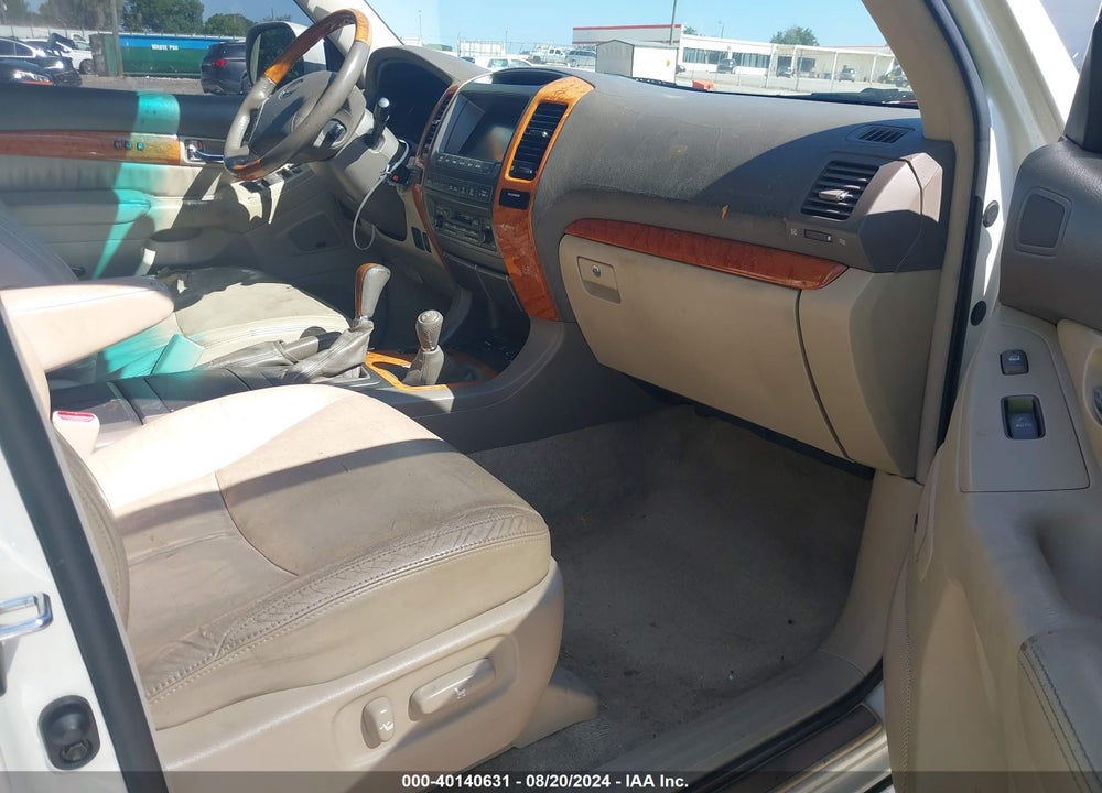 2004 LEXUS GX 470 VIN: JTJBT20X240054444