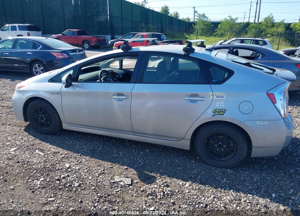2015 TOYOTA PRIUS THREE VIN: JTDKN3DU3F0429635