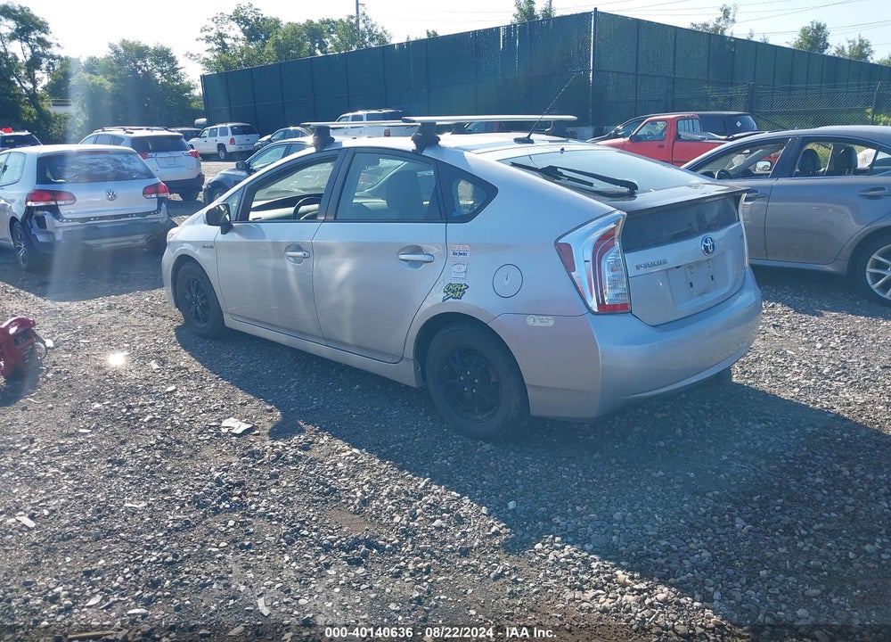 2015 TOYOTA PRIUS THREE VIN: JTDKN3DU3F0429635