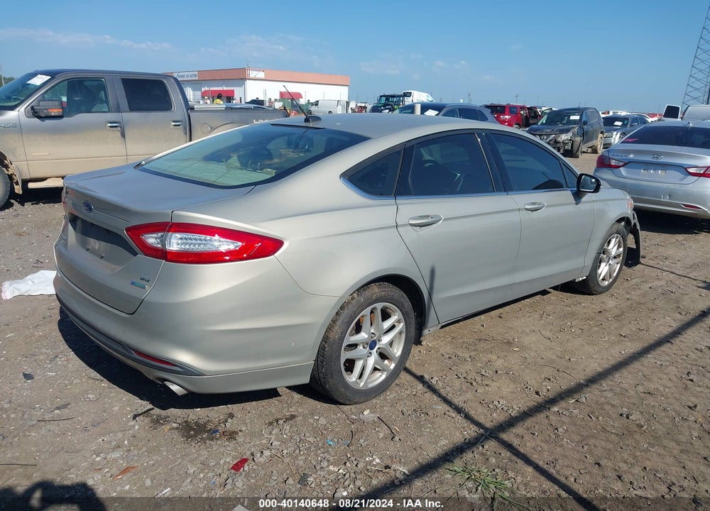 2015 FORD FUSION SE VIN: 3FA6P0HD7FR148710