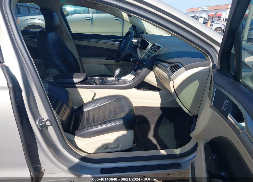 2015 FORD FUSION SE VIN: 3FA6P0HD7FR148710