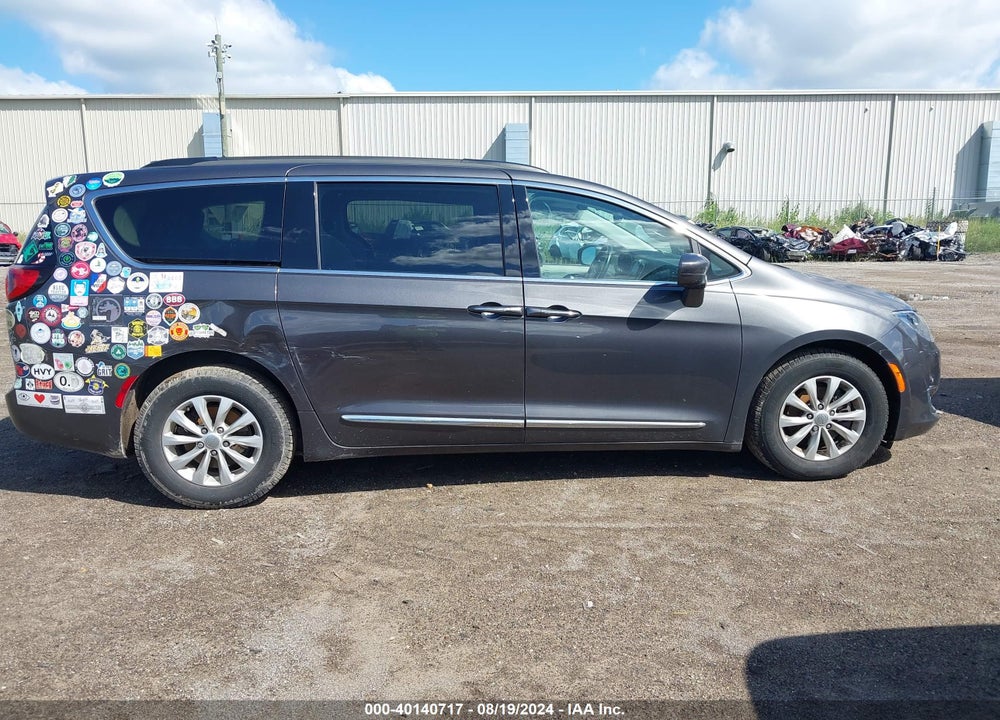 2017 CHRYSLER PACIFICA VIN: 2C4RC1BG6HR516914