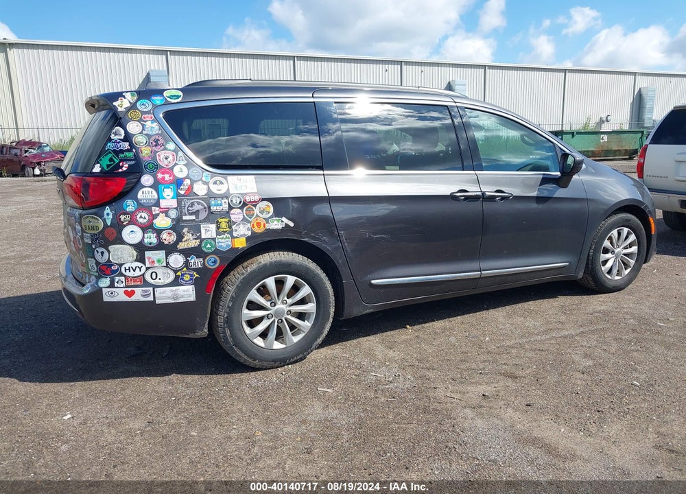 2017 CHRYSLER PACIFICA VIN: 2C4RC1BG6HR516914
