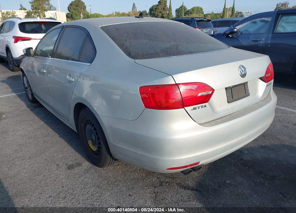 2011 VOLKSWAGEN JETTA 2.5L SEL VIN: 3VWLZ7AJ2BM040676