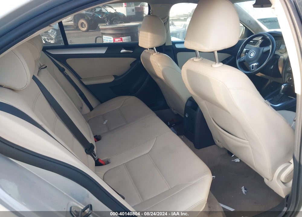 2011 VOLKSWAGEN JETTA 2.5L SEL VIN: 3VWLZ7AJ2BM040676
