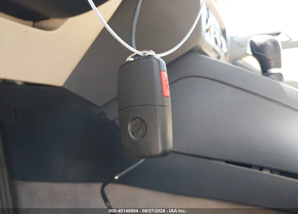 2011 VOLKSWAGEN JETTA 2.5L SEL VIN: 3VWLZ7AJ2BM040676