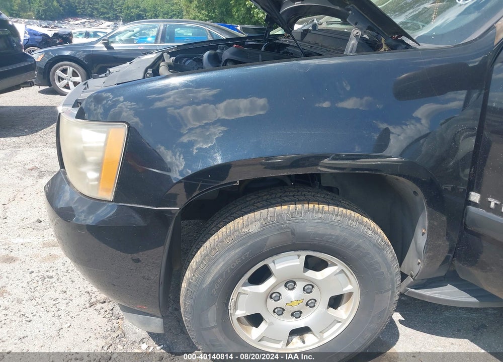 2007 CHEVROLET TAHOE LT VIN: 1GNFK13077R296539