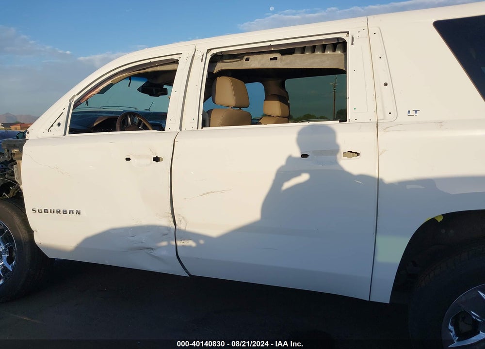 2020 CHEVROLET SUBURBAN 2WD LT VIN: 1GNSCHKC8LR113000