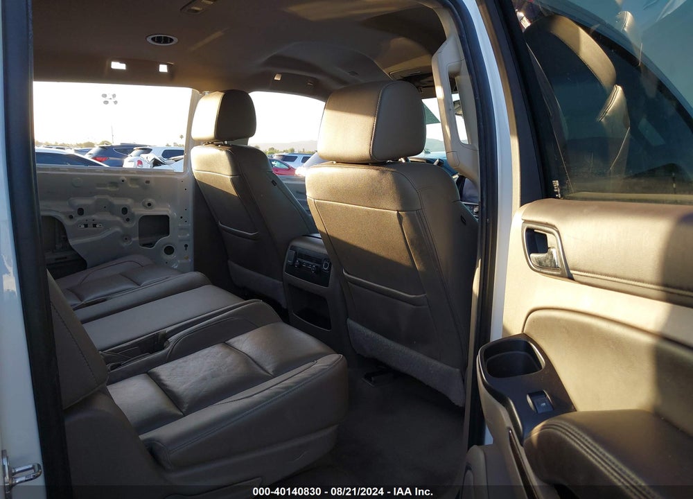 2020 CHEVROLET SUBURBAN 2WD LT VIN: 1GNSCHKC8LR113000
