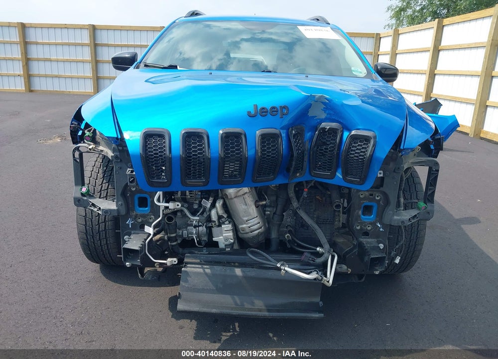 2018 CHEROKEE JEEP  LATITUDE 4X4 VIN: 1C4PJMCB1JD521240