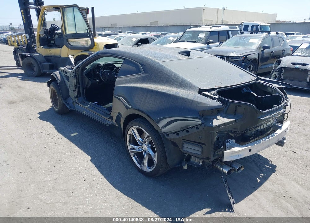 2018 CHEVROLET CAMARO 2SS VIN: 1G1FH1R76J0123062