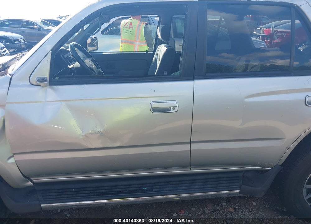 2000 TOYOTA 4RUNNER SR5 V6 VIN: JT3GN86R3Y0179655