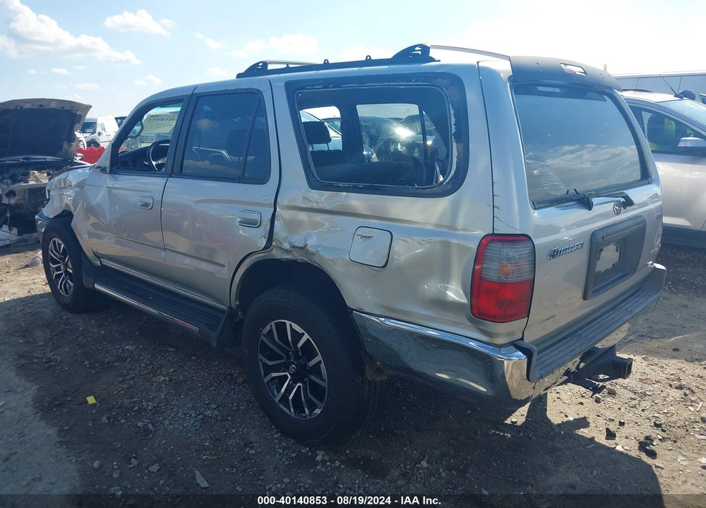 2000 TOYOTA 4RUNNER SR5 V6 VIN: JT3GN86R3Y0179655