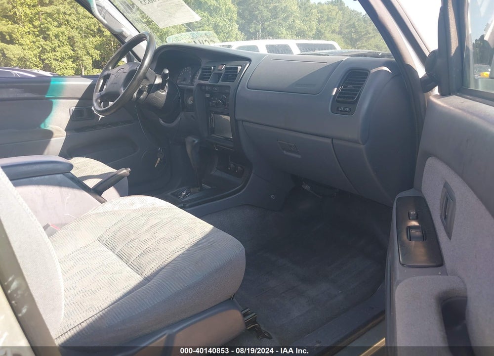2000 TOYOTA 4RUNNER SR5 V6 VIN: JT3GN86R3Y0179655