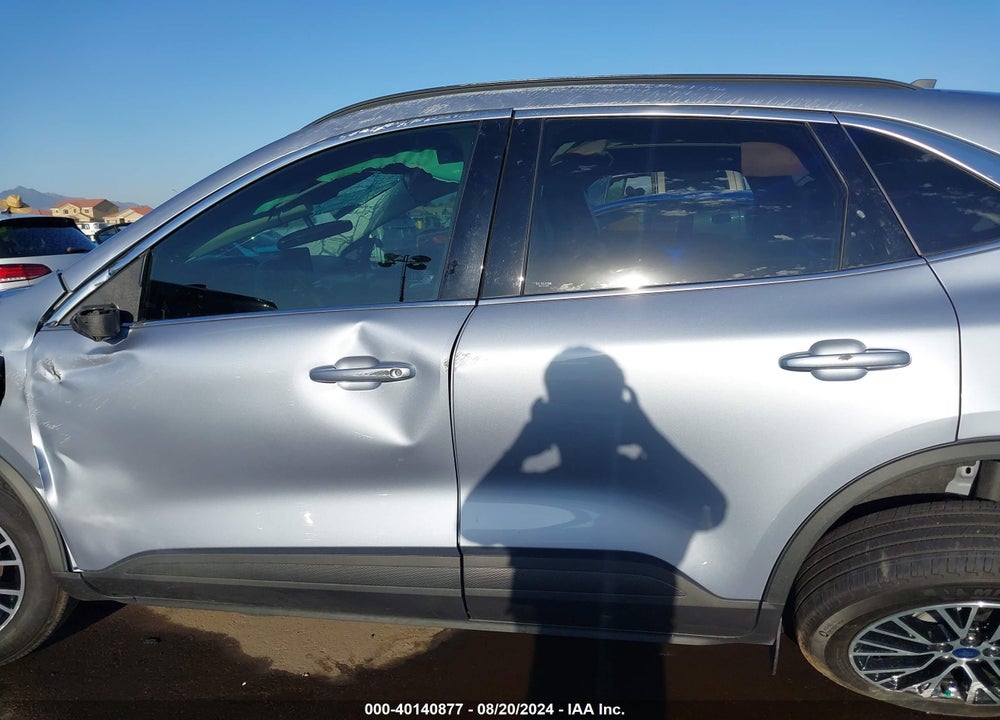 2022 FORD ESCAPE TITANIUM PLUG-IN HYBRID VIN: 1FMCU0LZ3NUA90977