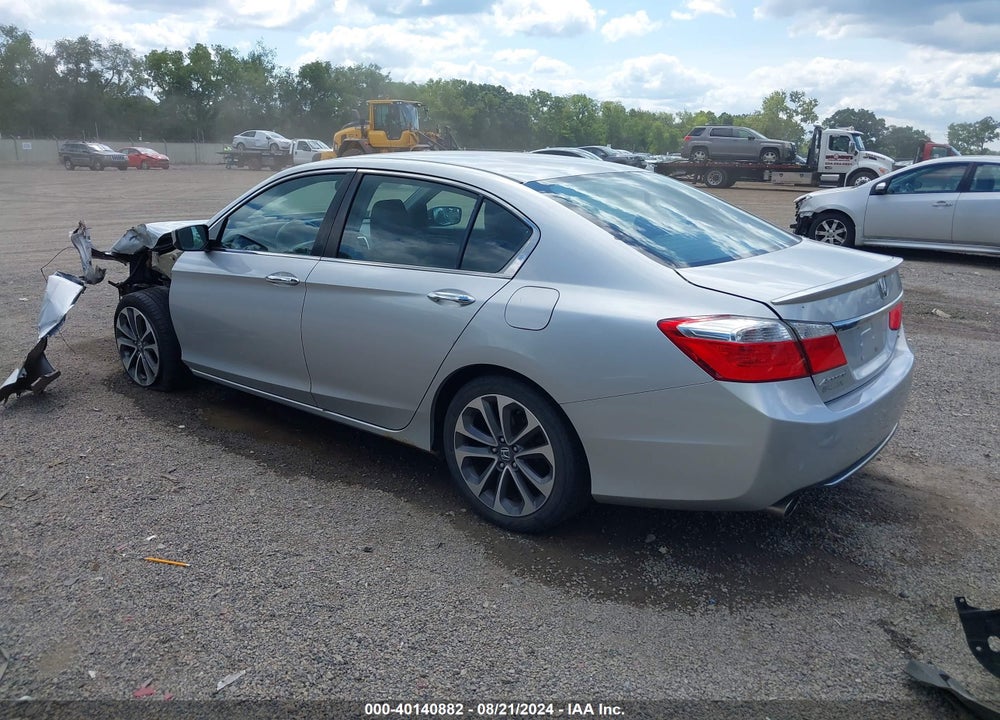 2015 HONDA ACCORD SPORT VIN: 1HGCR2F57FA095940