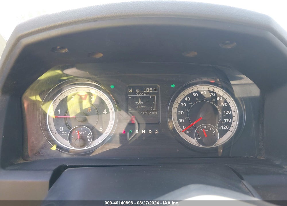 2018 RAM 3500 TRADESMAN  4X4 8' BOX VIN: 3C63RRGLXJG330806