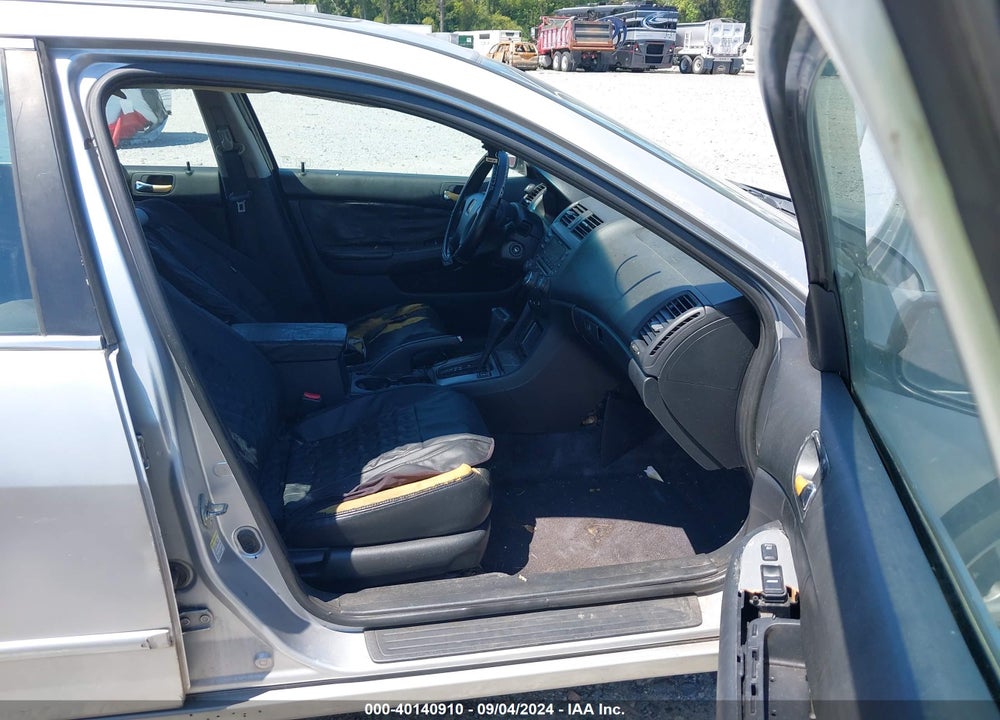2003 HONDA ACCORD 2.4 EX VIN: 1HGCM56633A004764