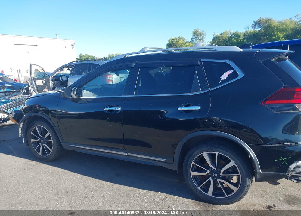 2018 NISSAN ROGUE SL VIN: JN8AT2MV6JW305891