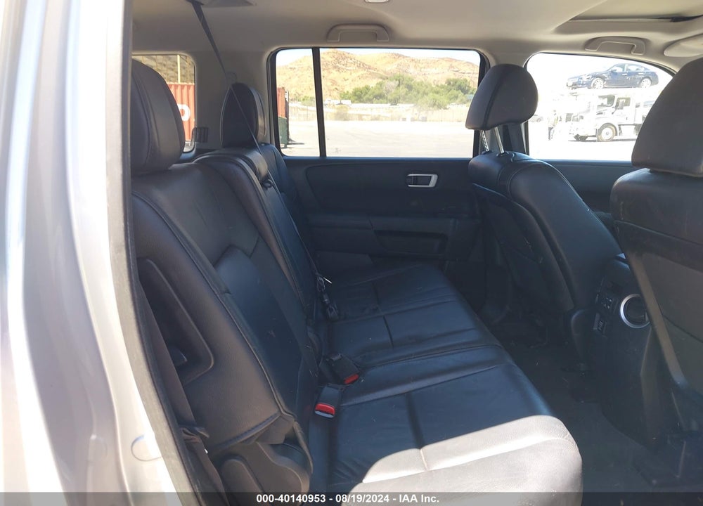 2014 HONDA PILOT VIN: 5FNYF3H54EB018870