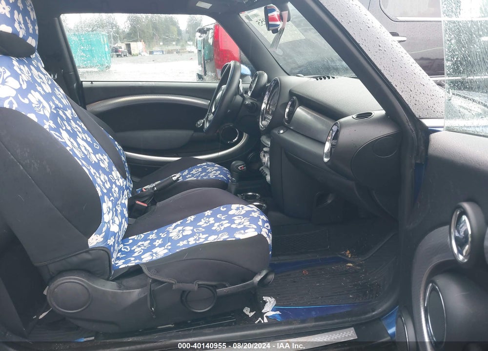2008 MINI COOPER S VIN: WMWMF73508TV39046