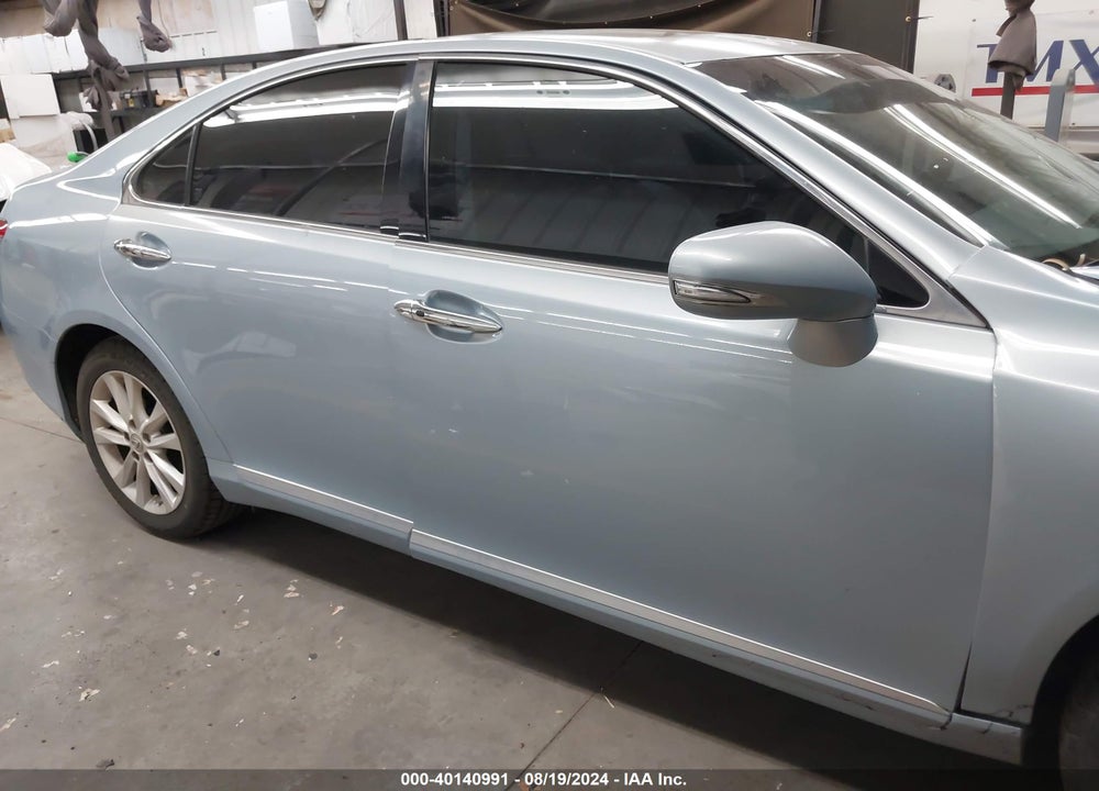 2011 LEXUS ES 350 VIN: JTHBK1EG2B2463620