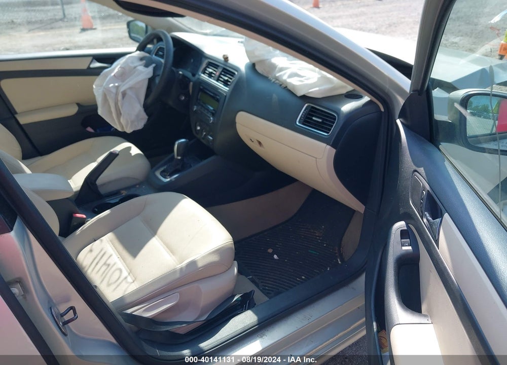 2011 VOLKSWAGEN JETTA 2.5L SE VIN: 3VWDX7AJ8BM387343