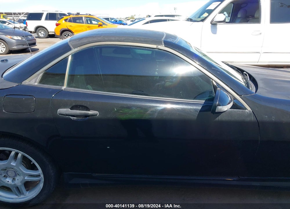 2004 MERCEDES-BENZ SLK 32 AMG VIN: WDBKK66F44F301390