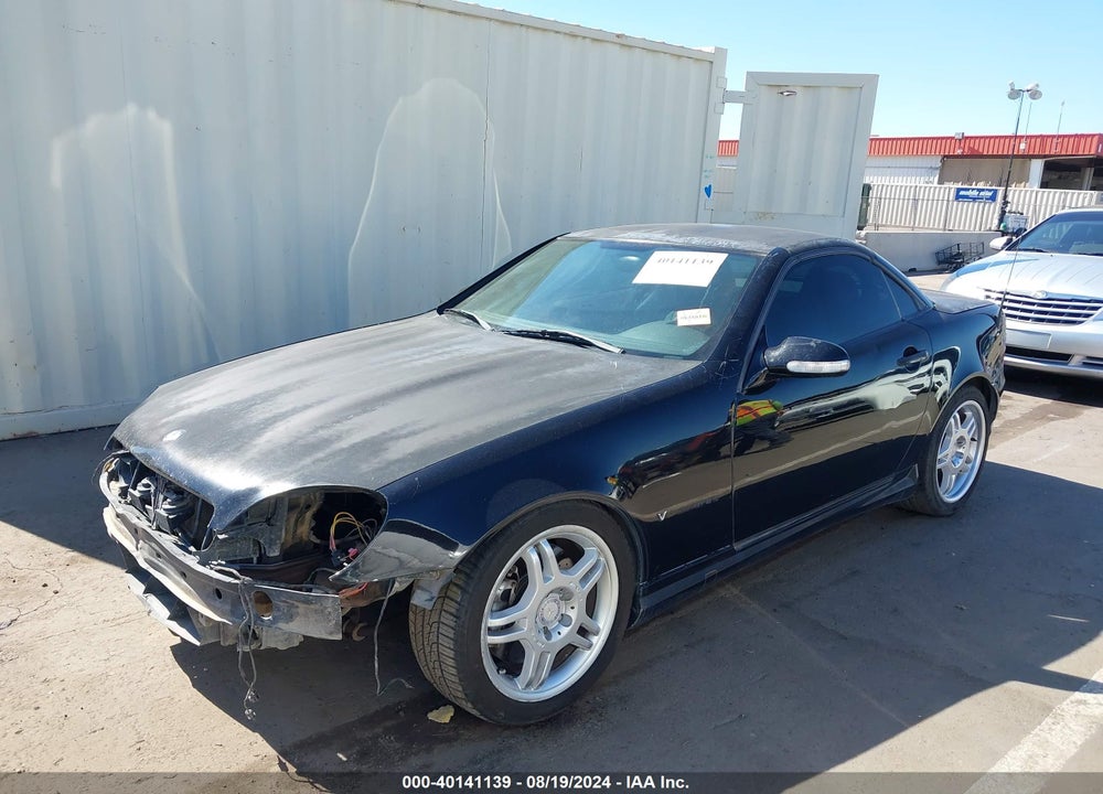 2004 MERCEDES-BENZ SLK 32 AMG VIN: WDBKK66F44F301390