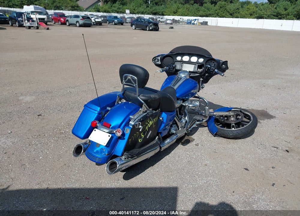 2018 HARLEY-DAVIDSON FLHX STREET GLIDE VIN: 1HD1KBC16JB653922
