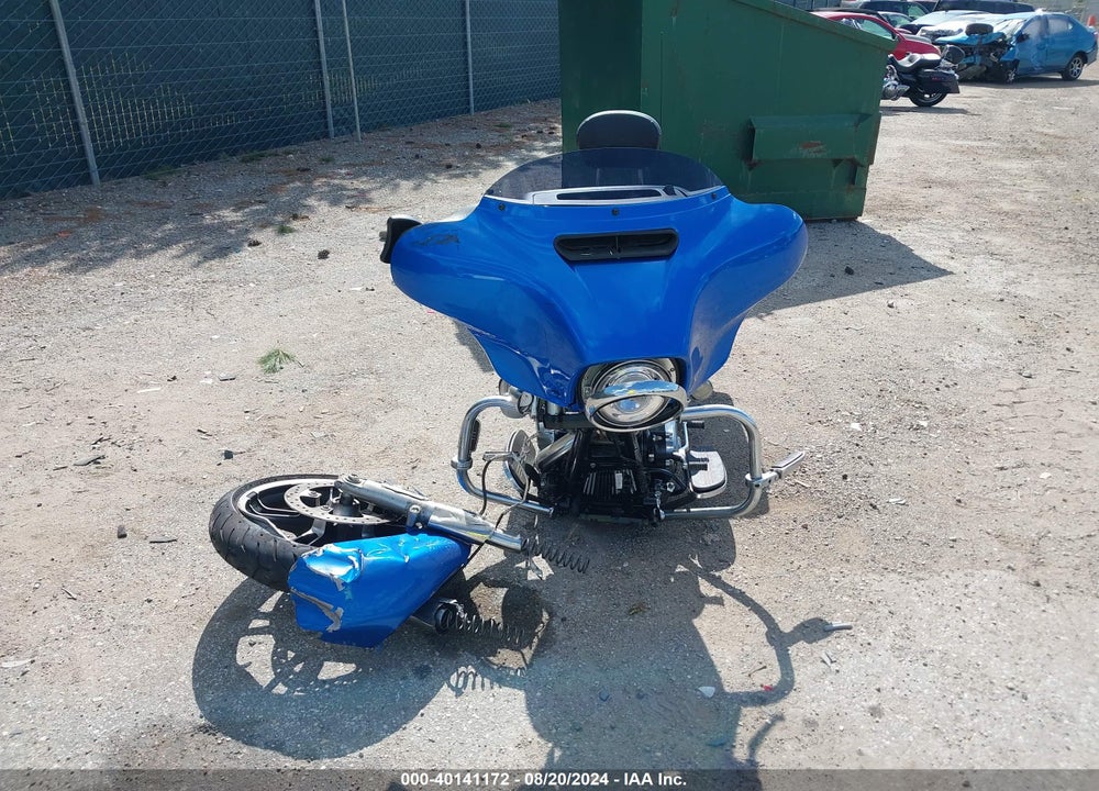 2018 HARLEY-DAVIDSON FLHX STREET GLIDE VIN: 1HD1KBC16JB653922