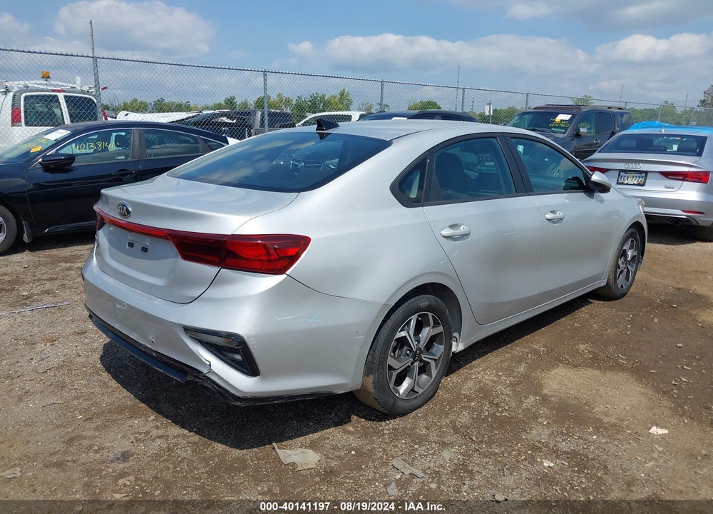 2021 KIA FORTE LXS VIN: 3KPF24AD5ME326368