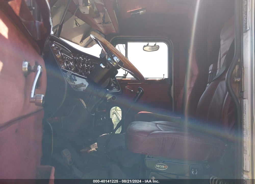 2002 PETERBILT 379 VIN: 1XP5DB9X92D580624