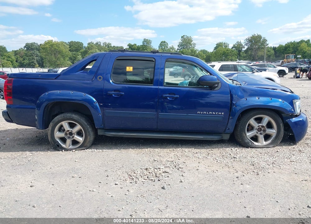 2013 CHEVROLET AVALANCHE LT VIN: 3GNTKFE71DG182770