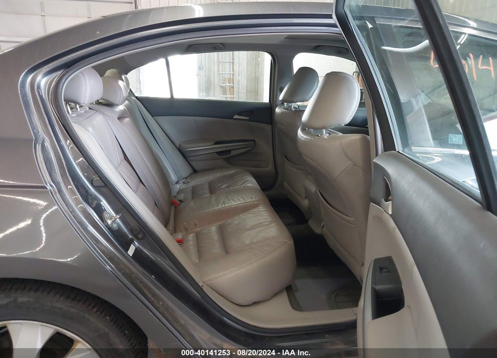 2008 HONDA ACCORD 2.4 EX-L VIN: 1HGCP26888A003740